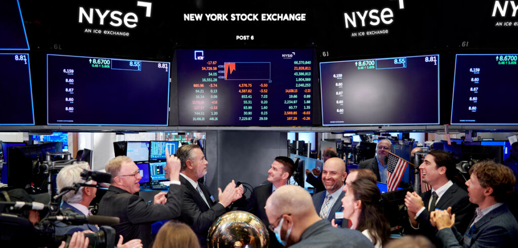 How Much Money Goes Through the Stock Market Daily in USA